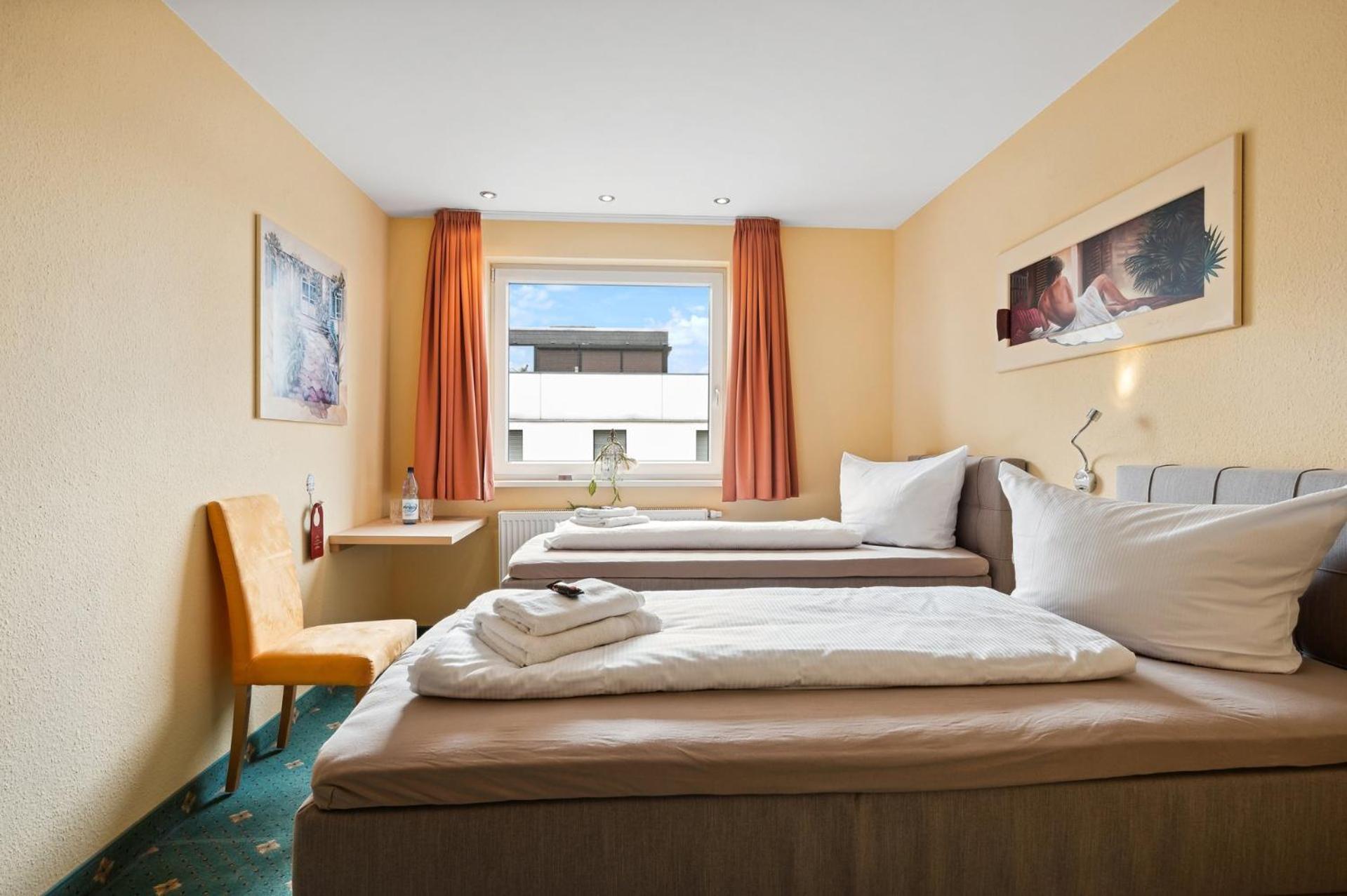 7O'Clock - Hotel Hannover Laatzen Esterno foto